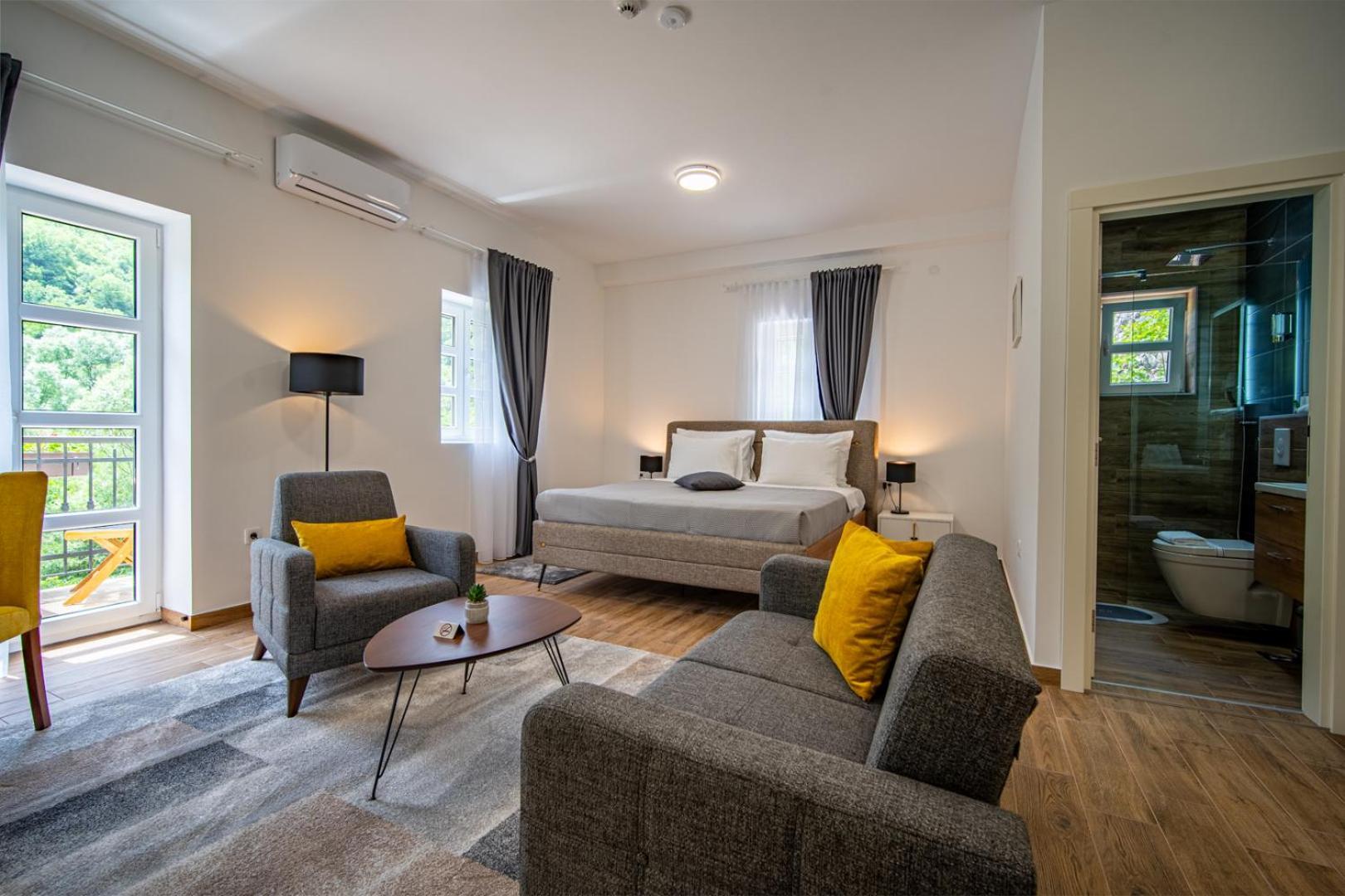 Skala Luxury Rooms Cetinje Exterior photo