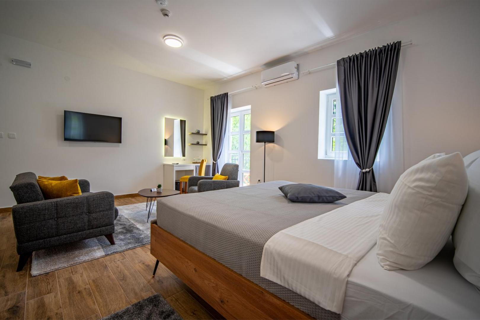 Skala Luxury Rooms Cetinje Exterior photo